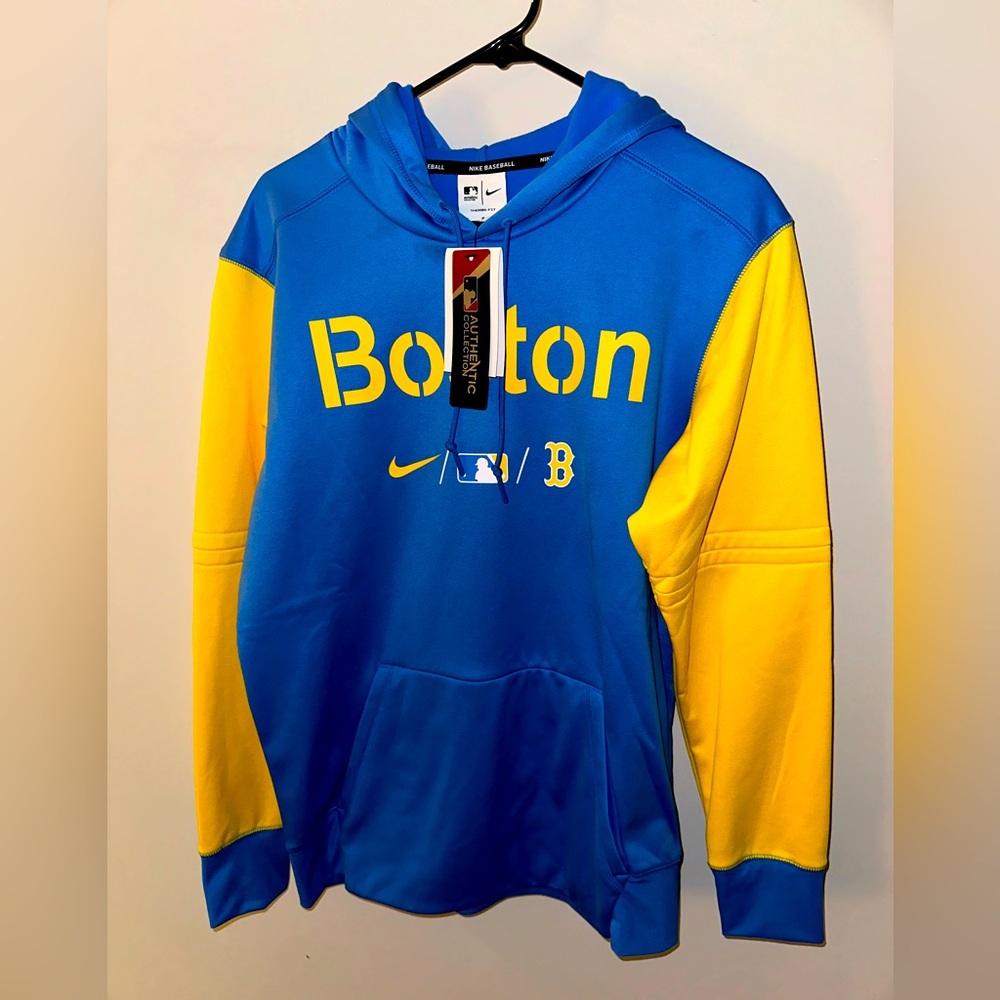 NWT Boston Red Socks Men’s M Nike City Connect Therma Fit Hoodie